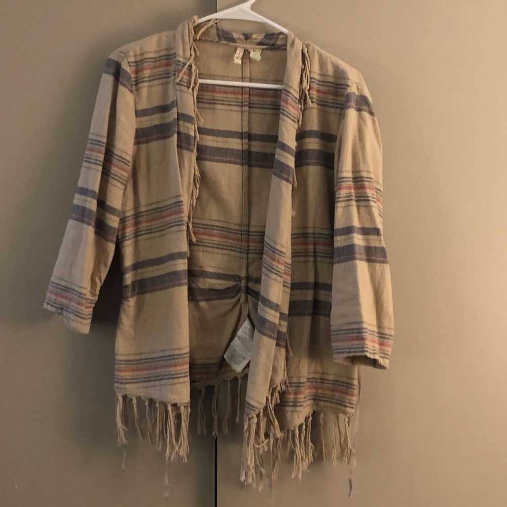 Levi’s Wrap Cardigan ASO Violet Harmon